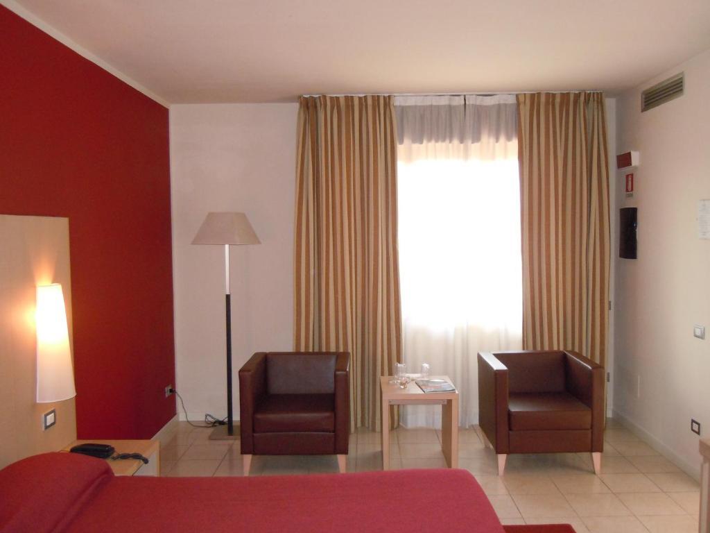 Blue Relais Garda Hotell Carpenedolo Rom bilde