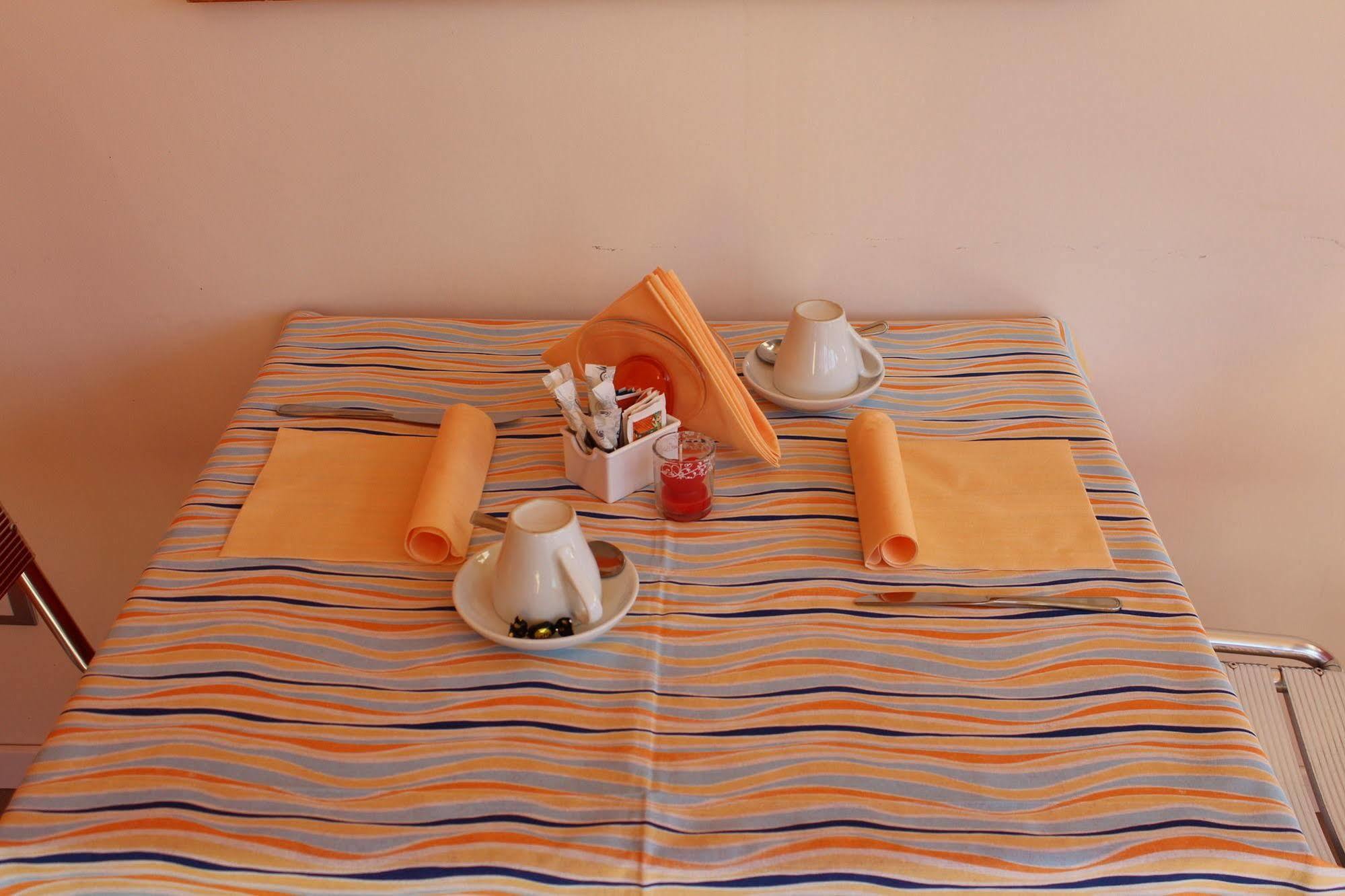 Blue Relais Garda Hotell Carpenedolo Eksteriør bilde